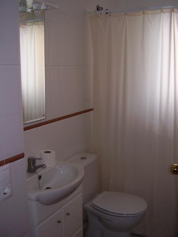 Rvhotels Apartamentos Villa De Madrid Blanes Rum bild